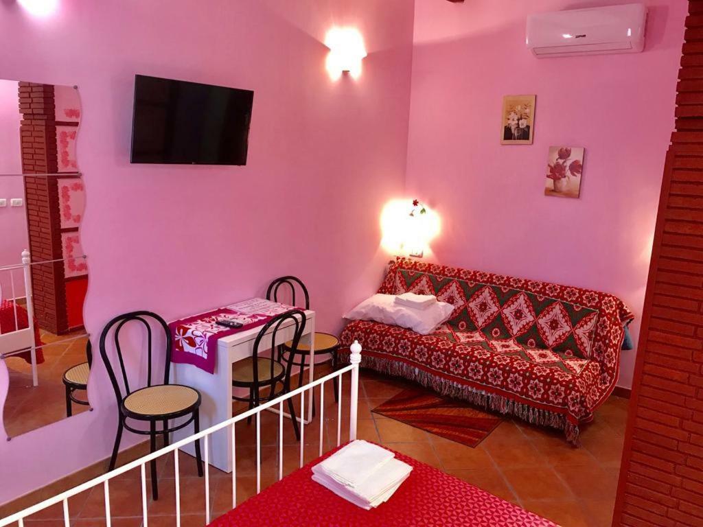 B&B Teodora Gaggi Exteriör bild