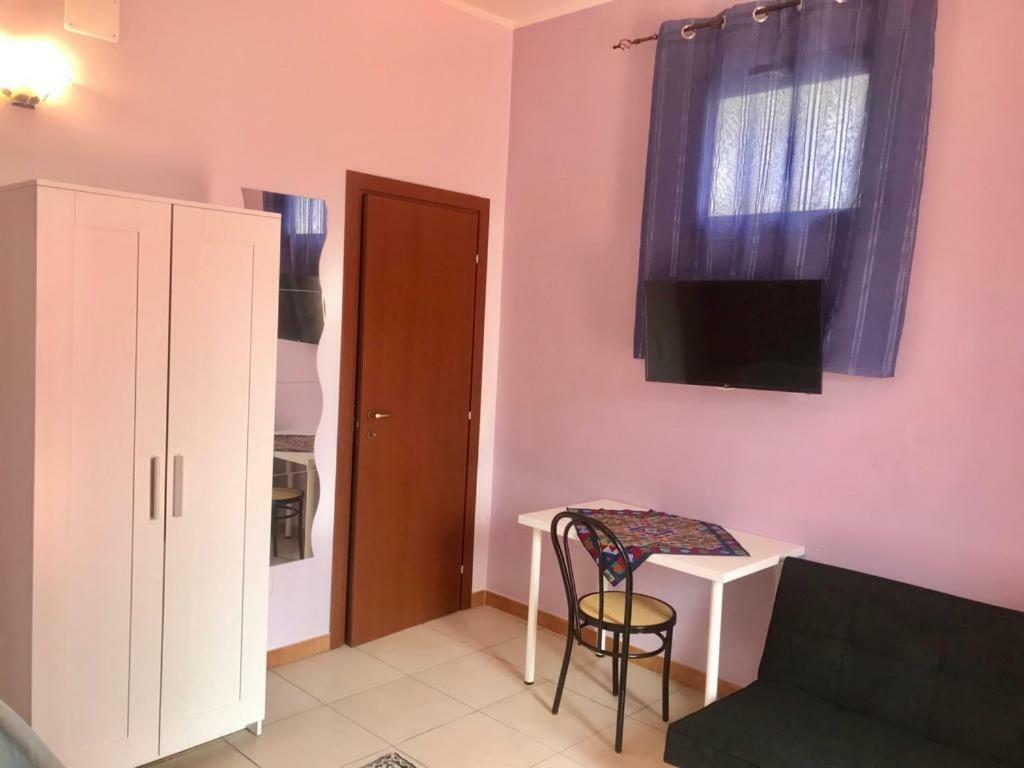 B&B Teodora Gaggi Exteriör bild